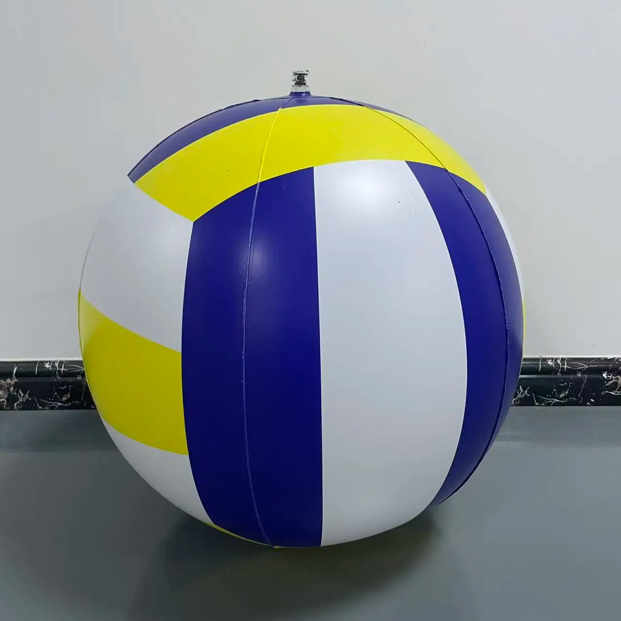 Inflatable Large Volleyball Thickened Giant PVC Beach Ball Outdoor Sports Inflatable Football Toy for Fun Qme