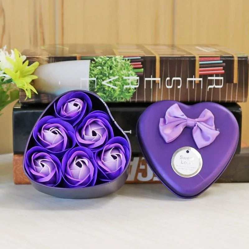 6Pcs Heart-shaped Rose Gift Box Simulated Rose Soap Flower Mother's Day Rose Gift Box Valentine's Day Rose Gift Wedding Souvenir Qme Pu W