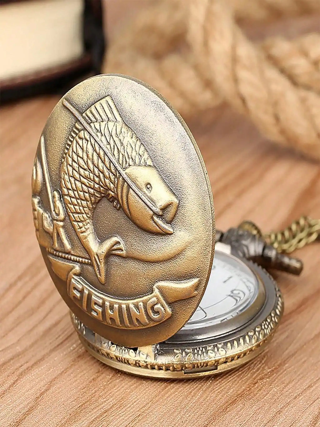 1pc Vintage Outdoor Fishing Pocket Watch Quartz Necklace With Small Fish Sports Watch Qme