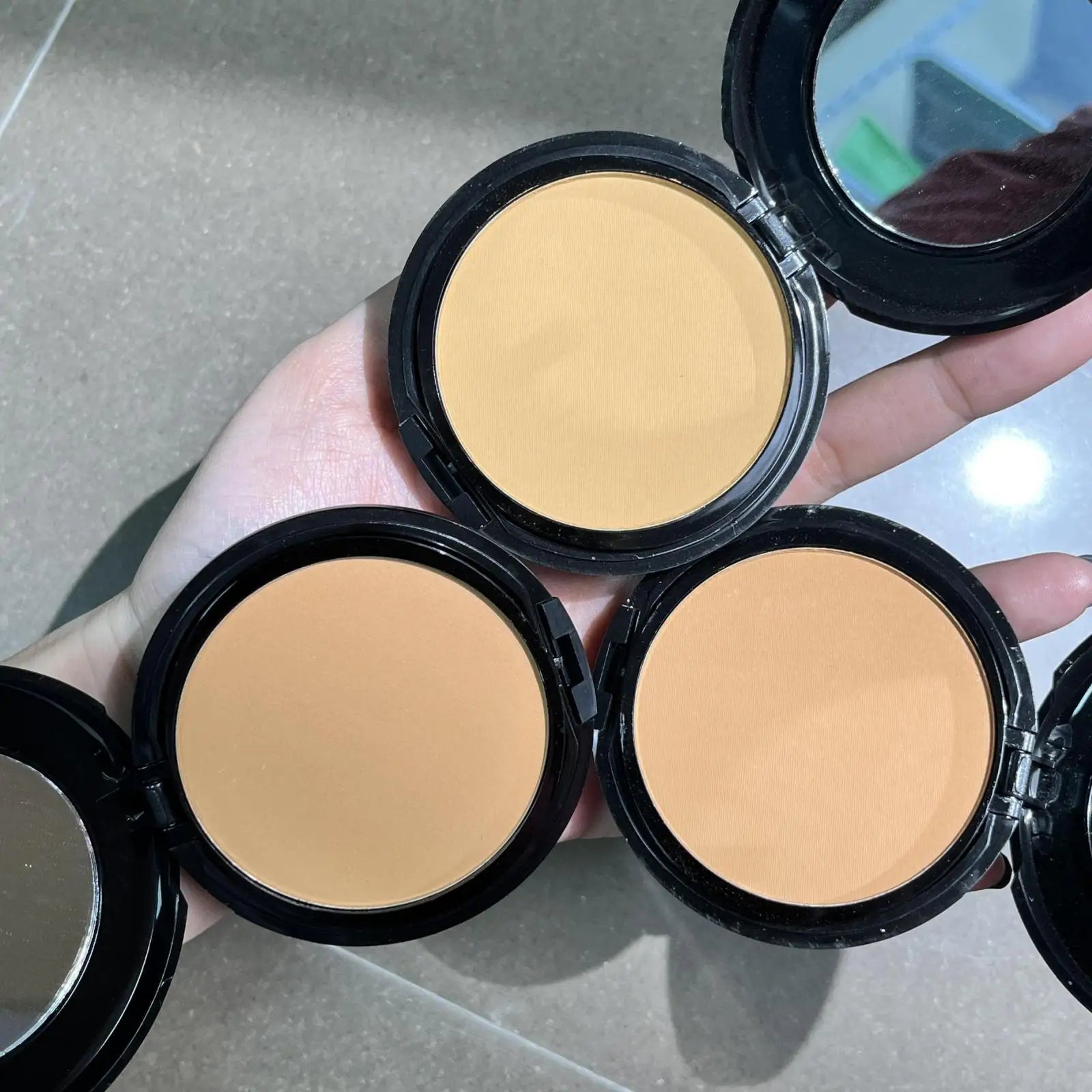 Oil-control Long-lasting Face Concealer Makeup Bronzer Powder Matte Qme