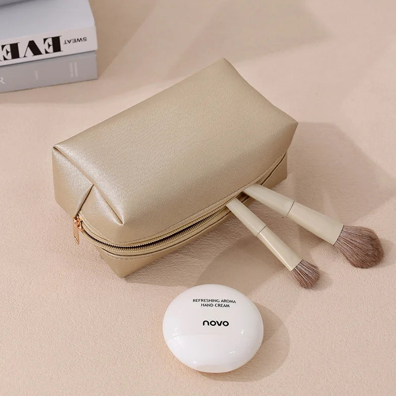 A 1pcs PU Leather Portable Toiletry Bags Waterproof Travel Make Up Bags for Women Small Medium Large Cosmetic Organizer Bags Qme