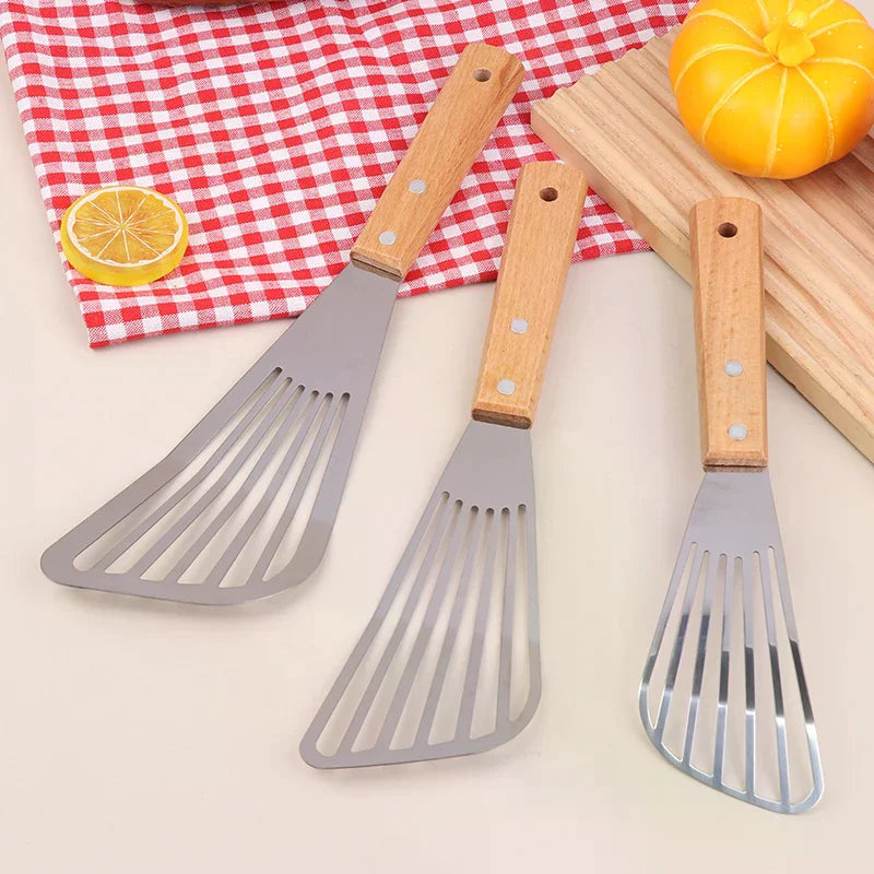 Stainless Steel Slotted Turner Fish Frying Shovel With Wooden Handle Fan-shaped Shovel Household High-temperature Frying Shovel Qme
