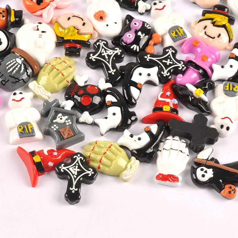 10pcs 2-3cm Halloween Decorations Lacquer Resin Embellishments Flatback Cabochons DIY Handmade Crafts Party Home Ornaments c4125 Qme