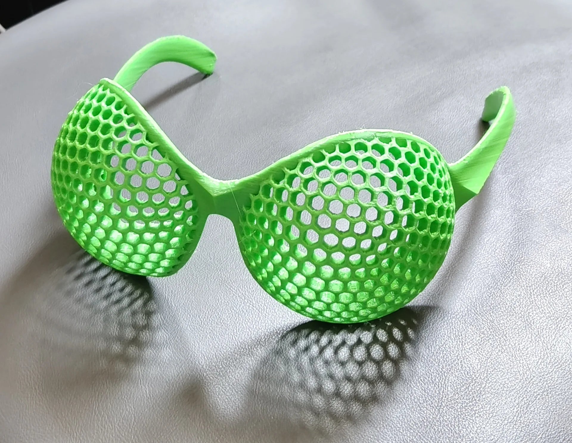 Insect Compound Eye Mesh Sunglasses Retro Grid Design Fun Summer Qme green