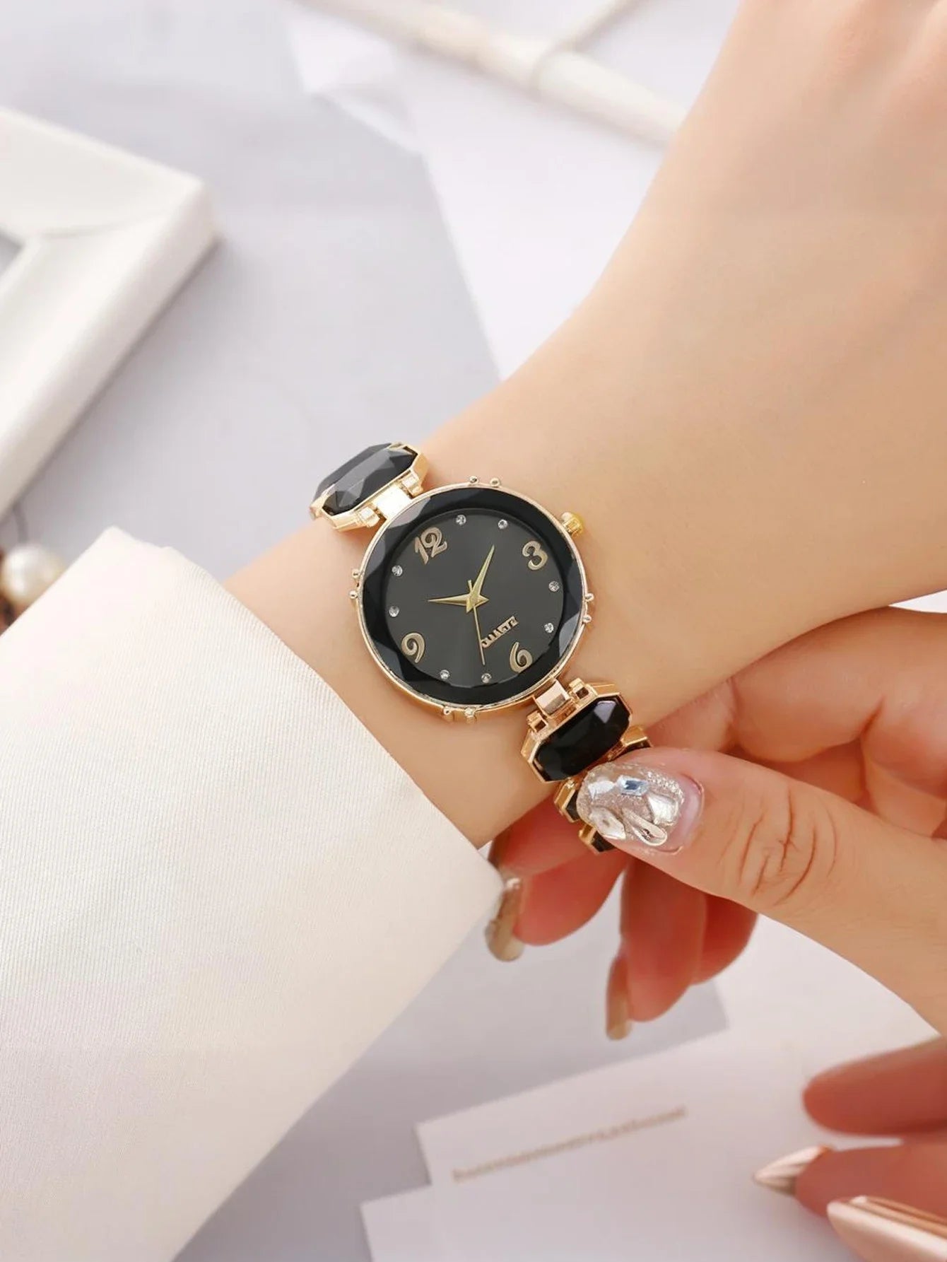 1-piece Women's Watch Fashion Watch Women's Versatile High end Women's Watch Women's Watch Qme