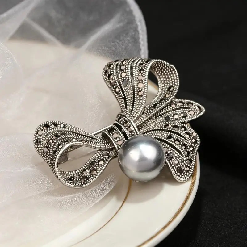 Rhinestone Biag Bow Pearl Brooches For Women Vintage Elegant Large Brooch Pin Winter Coat Sweater Broches High Quality Qme