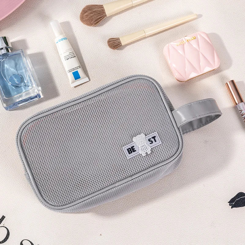 Hot Sale Portable Handheld Toiletries Bag Outdoor Travel Cosmetic Organizer Mesh Toiletry Organizer Trendy Beach Cosmetic Pouch Qme