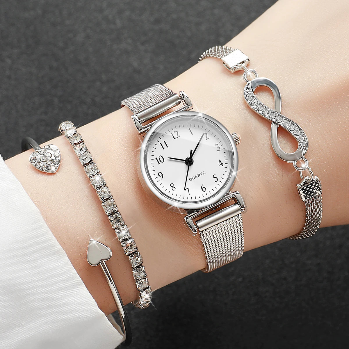 4PCS Fashion Mesh Band Women Watches Diamond Bracelets Set Ladies Quartz Wristwatch Reloj Mujer Girls Clock Gift(Without Box) Qme