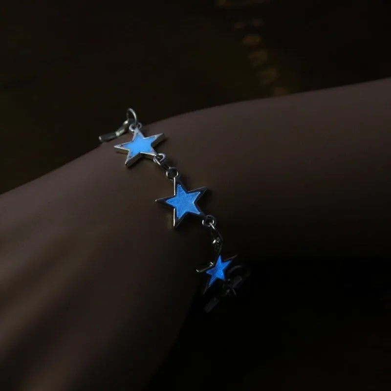 b127 Fashion Fluorescent Bracelets Heart Star Flower Shape Bracelets Glow In The Dark Luminous Bracelet for Women Jewelry Gifts Qme 9 Star