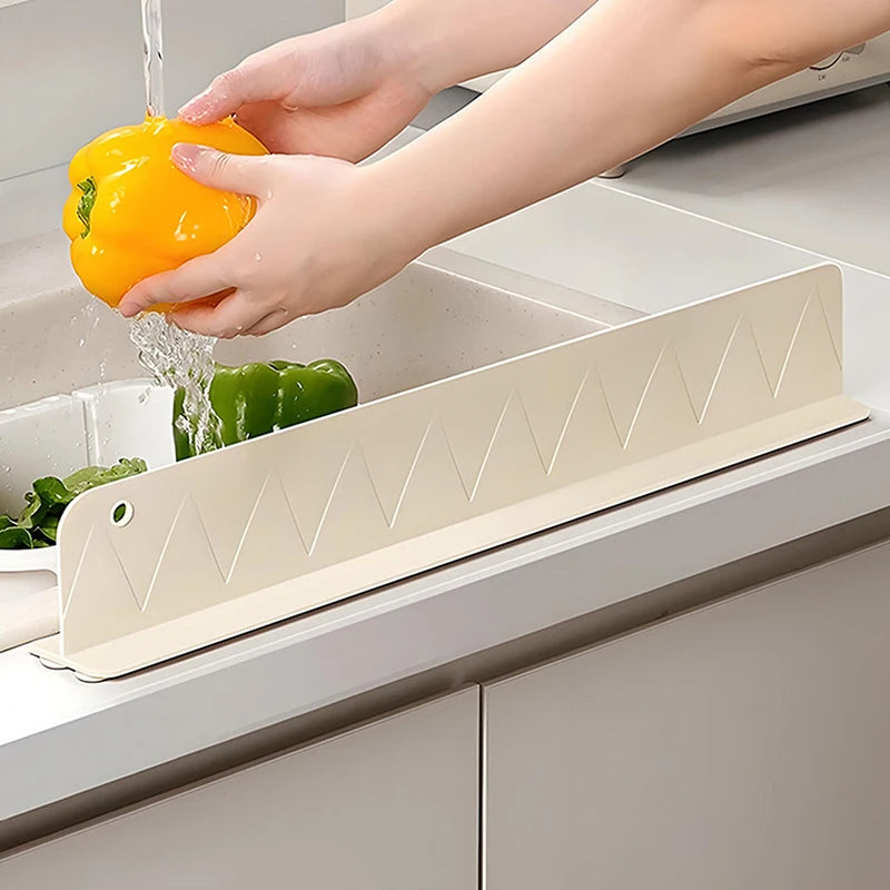 1 PCS Silicone Sink Splash Guard With Suction Cup Sink Baffle Splash Guard Splash Protector For Kitchen Island And Bathroom Qme