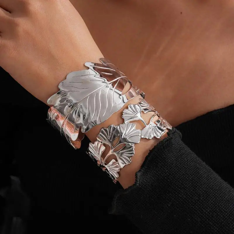 Vintage Ginkgo Leaf Butterfly Open Cuff Bangle Gold Silver Wide Statement Bracelet For Women Boho Party Jewelry Qme