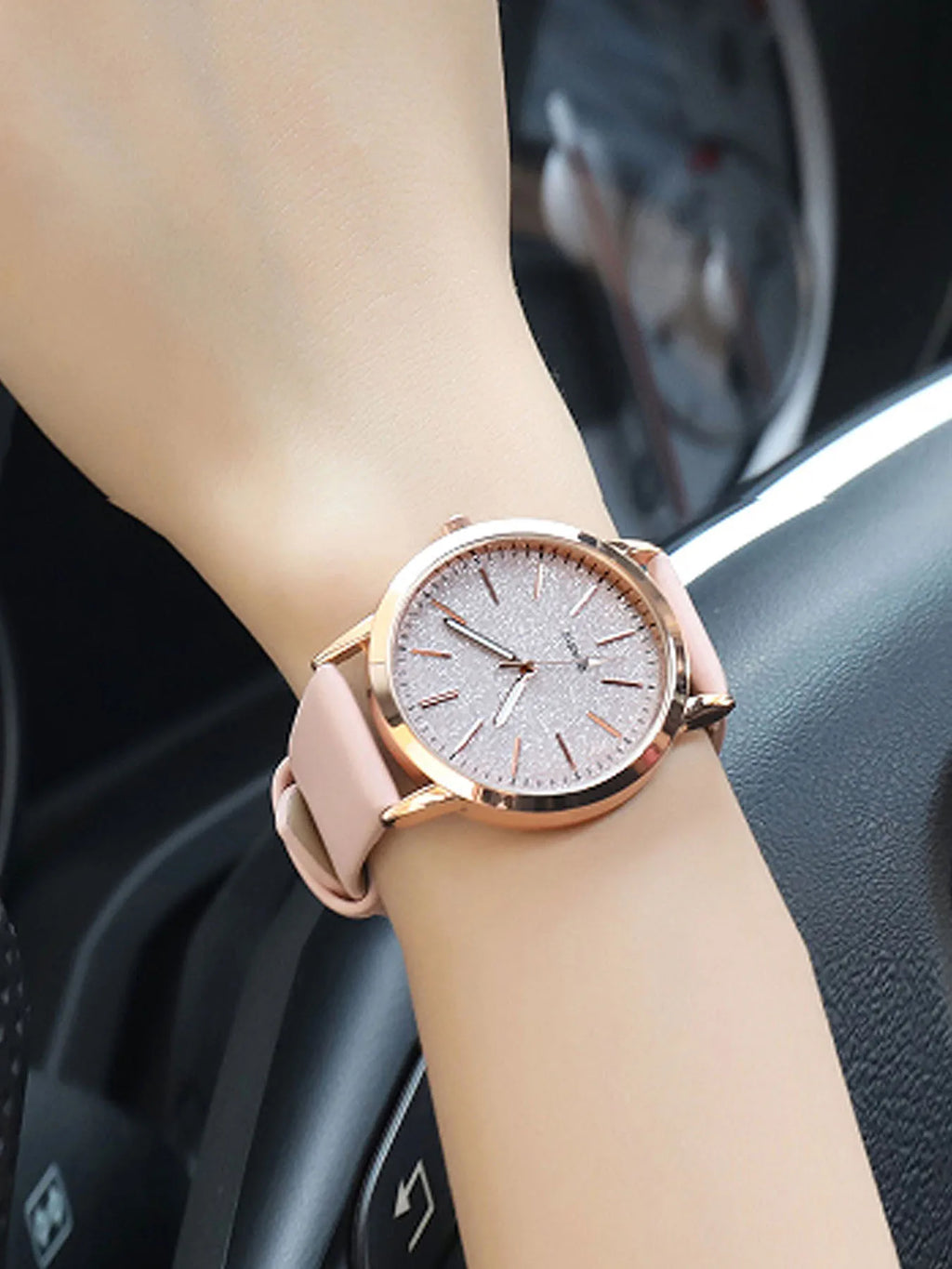 Women Watch Ladies Rhinestone Dial Wristwatch Leather Band Casual Bracele Watch Fashion Casual Leather Belt Quartz Watches Gifts Qme