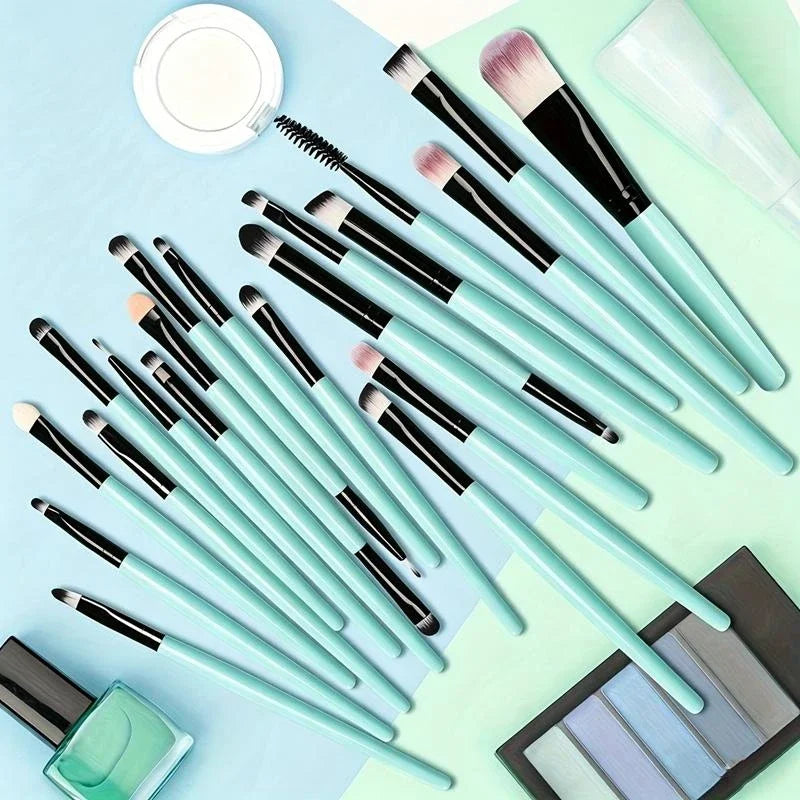 Makeup Brushes Set 20pcs Eyeshadow Eyeliner Brushes Foundation Concealers Powder Blush Blending Beauty Tool with Makeup Kit Qme