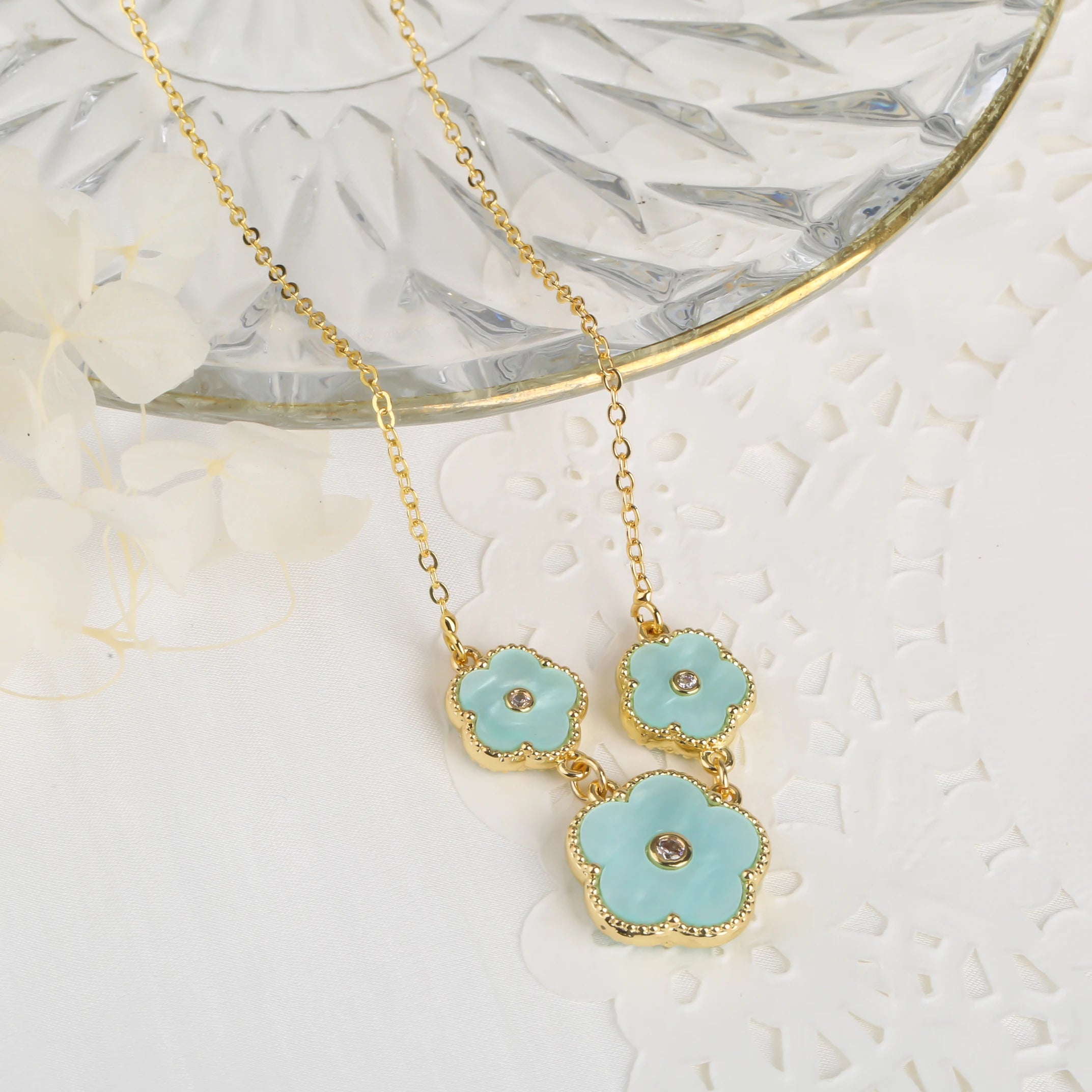 High-Quality Copper Plated 18k Gold Five-Leaf Clover Necklace Fashion Simple For Woman Girl Necklace Birthday Party Jewelry Gift Qme O 45cm