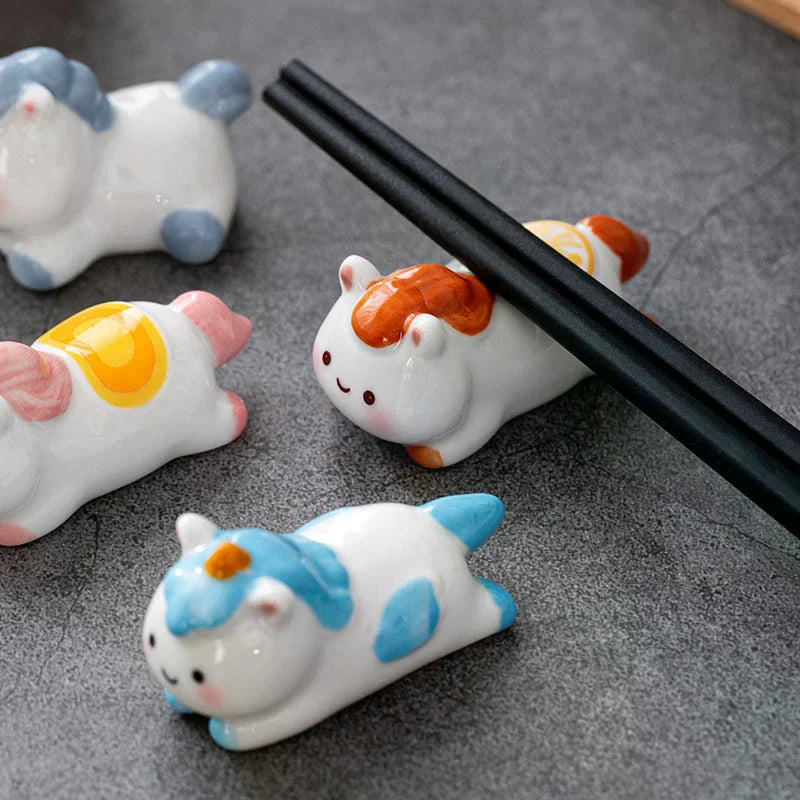 Cute Ceramic Horse Chopstick Rest Rack & Holders Spoon Fork Knife Stand Flatware Organizer Horse Year Ornaments Table Decor Qme