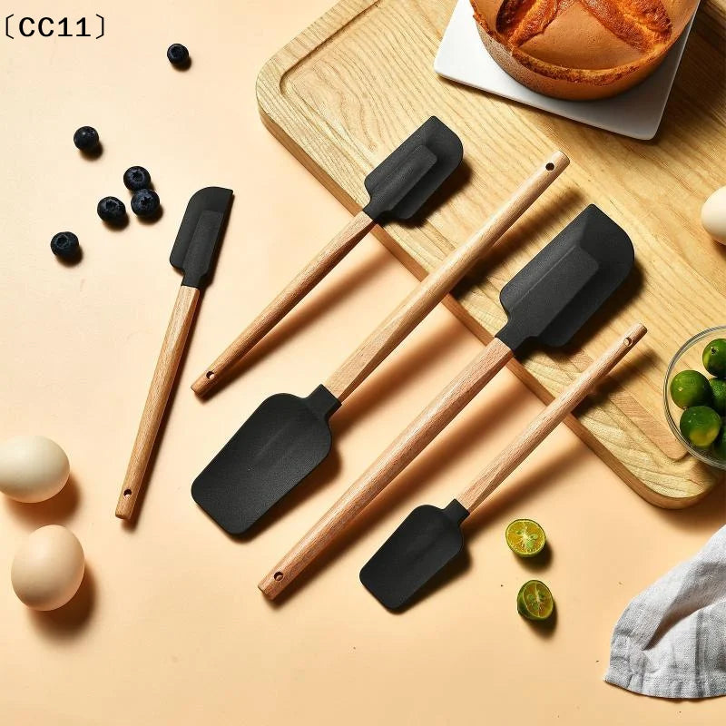Cream Cake Silicone Spatula Wooden Handle Baking Pastry Scraper Qme