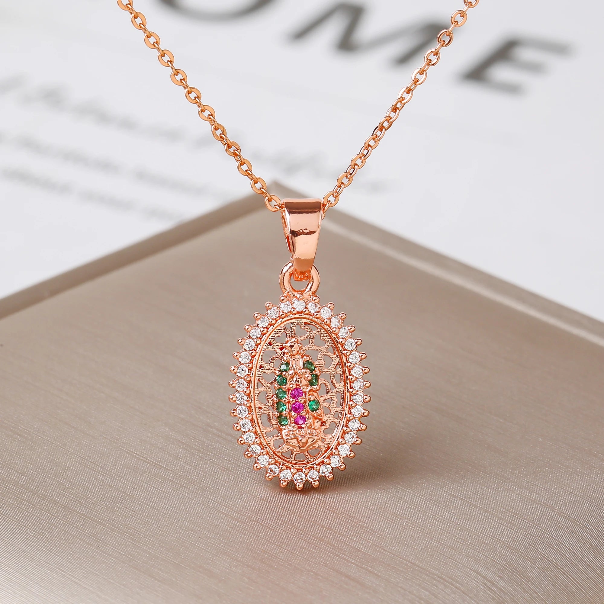 Gold/Rose Gold Virgin of Guadalupe Oval Pendant Necklace Rhinestone Filigree Hollow Religious Catholic Necklace for Women Gift Qme 7