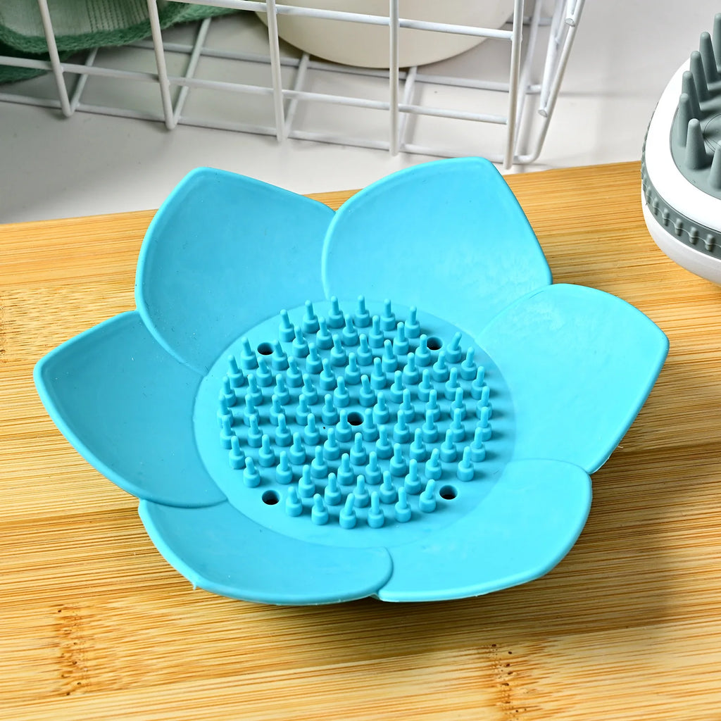 Creative Silicone Lotus Soap Holder Bathroom Soap Drain Box Non Perforated Lotus Shaped Soap Box Kitchen Soap Sponge Drain Box Qme Blue