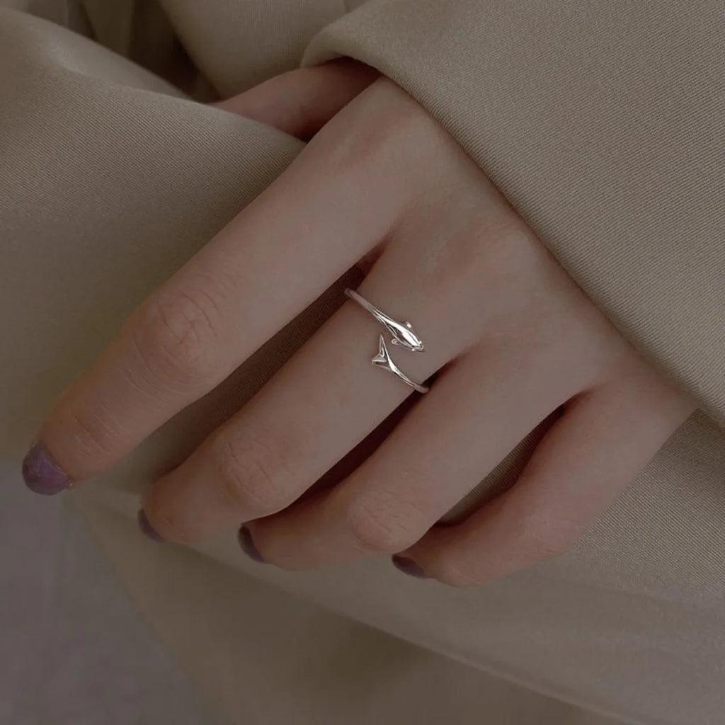 New Little Charm Dolphin Solid Color Ring Simple Women's 2025 New Trendy Niche Design Opening Adjustable Index Finger Ring Gift Qme
