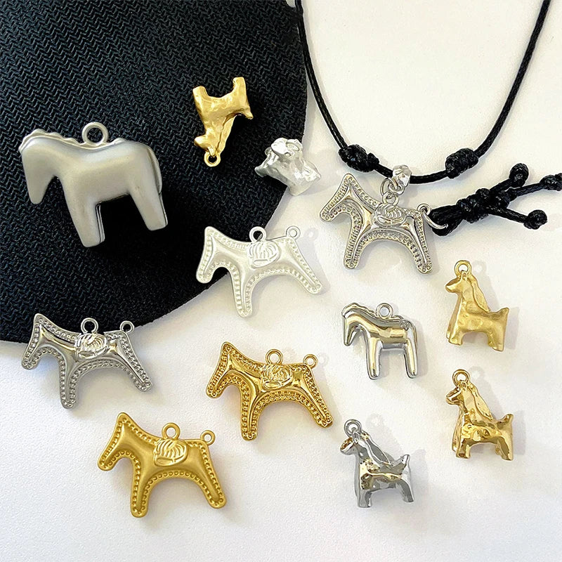 1Pcs Cute Gold Silver Color Horse Charms Pendants For Jewelry Making Necklace Earrings Bracelet DIY Accessories Supplies Qme