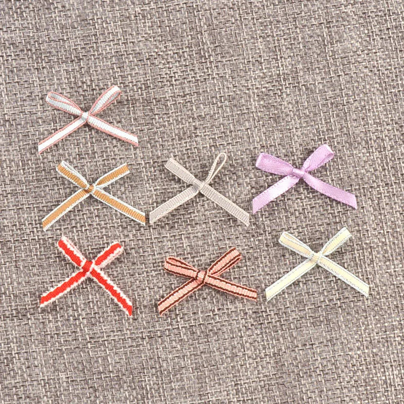 30pcs 2.4-4.5cm bowknot Shape Christmas Style Appliques For DIY Clothing Hat Home Decorative Accessories Holiday Supplies Qme 3-3.1x2.4cm