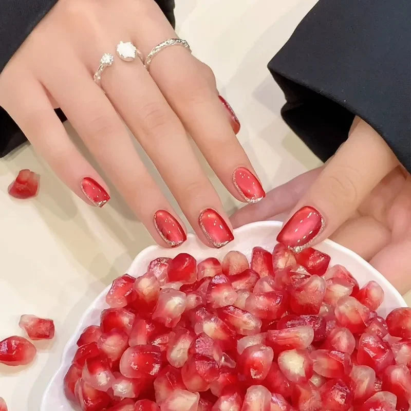 NEW Pomegranate Red Glass Cat Eye Gel High Density Magnetic Gel Polish Icy Transparent Effect Gel Salon Professional Nail Art Qme