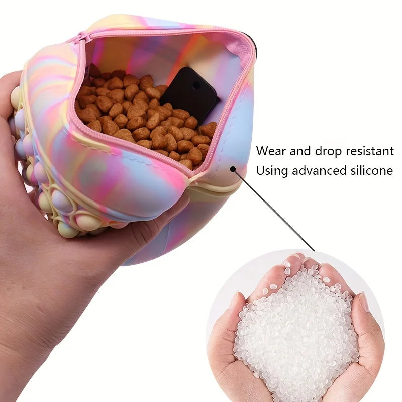 Pet silicone colored dog food bag, portable waist bag for outdoor dog training, dog walking snack bag Qme