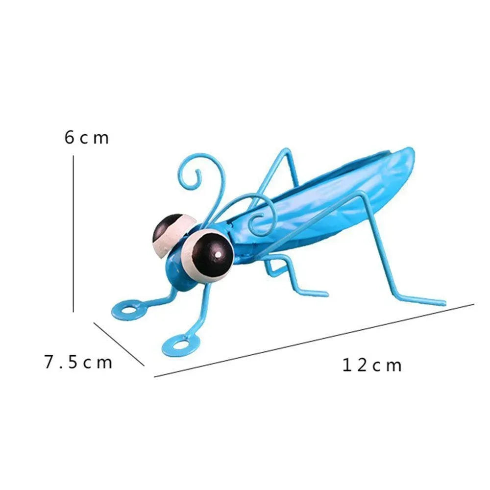Garden Cute Metal Grasshopper Statue Decoration Outdoor Tree Wall Art Garden Grasshopper Statue Decoration Courtyard Backyard Qme