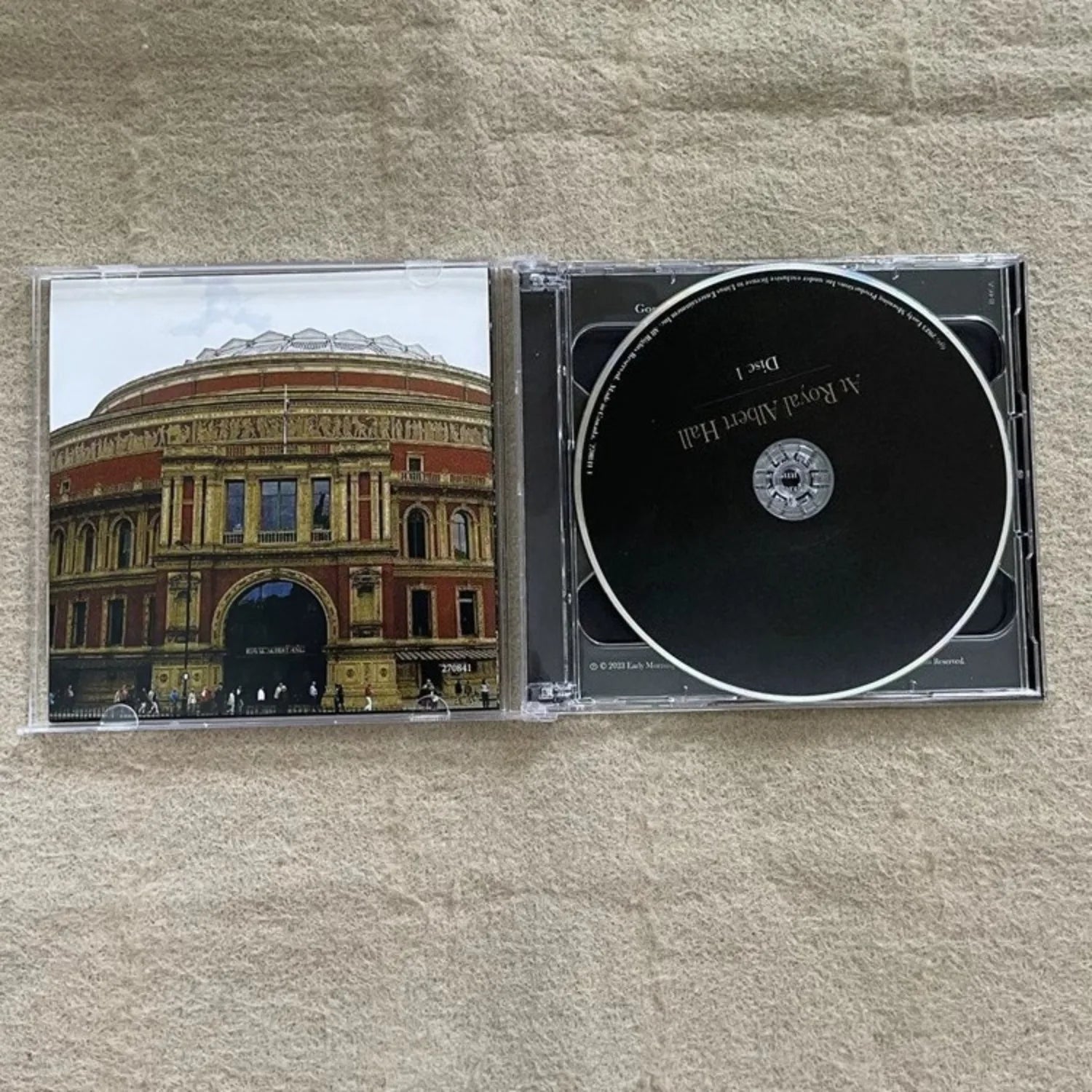 Classic Western Folk Live Music CD, Featuring A Singer Portrait and Guitar-themed Cover, Live Tracks From The Collection Qme