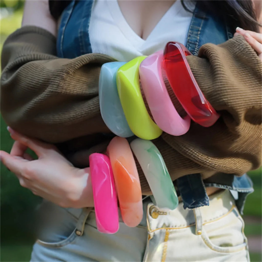 Fashion Summer Trendy Color Clear Wide Version Square Acrylic Resin Bracelet Women Girl Ins Party Travel Jewelry Hip Hop Bangle Qme