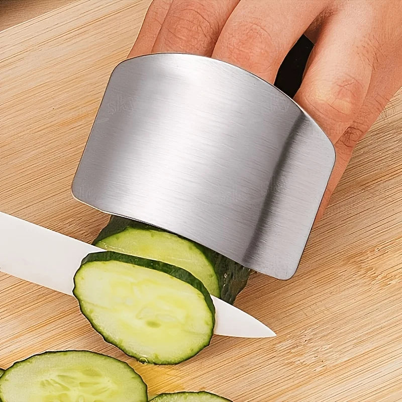 1pc,Stainless Steel Finger Protection Slice for Reusable Finger Safety in The Kitchen, Metal Finger Guard for Cutting Protection Qme