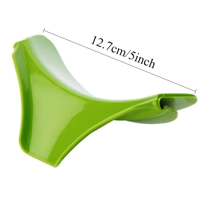 Kitchen Tools Designed to Prevent Spills, Including Pots with Round Openings, Edge Guards, And Various Small Kitchen Gadgets Qme