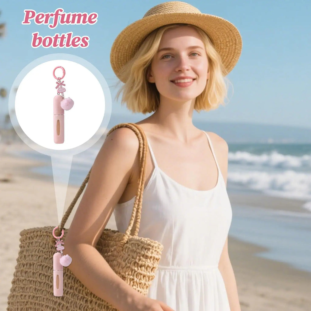 Plush bag hanging perfume bottle girly key chain 5ML perfume sub bottle Cologne Atomizer for Women Qme