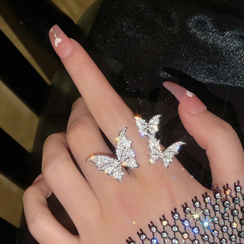 Luxury Sliver Color Zircon Multi Butterfly Open Ring for Women Exaggerated Personality Adjustable Finger Ring Wedding Jewelry Qme 6 resizable