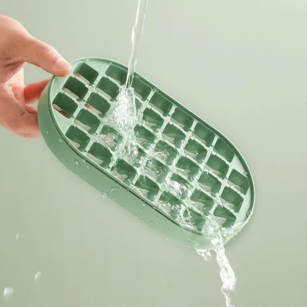 Press-type Ice Cube Mold Silicone Soft Bottom Large Capacity Ice Storage Box One Click Demolding DIY Stackable Covered Ice Maker Qme