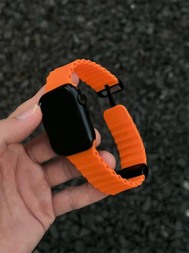 Silicone Strap For Apple watch band 49mm 46 45 44 40 41 38mm magnetic buckle bracelet iWatch series 3 4 5 6 se 7 8 9 10 Ultra 2 Qme orange 38 40 41 S10-42mm