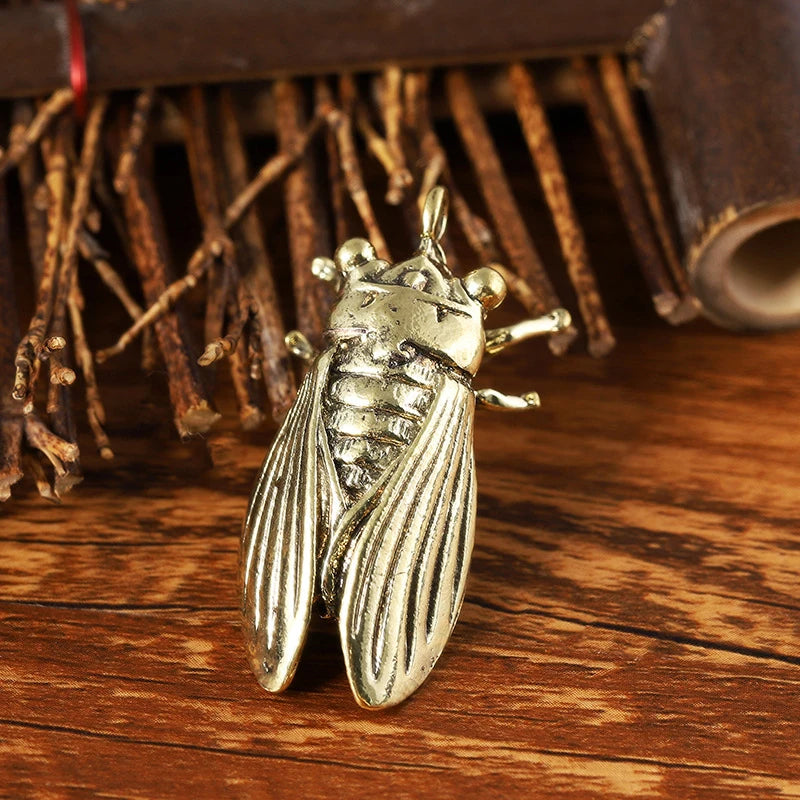 Imitation Brass Cicada Casting Statue Mini Animal Metal Figurine Key Qme