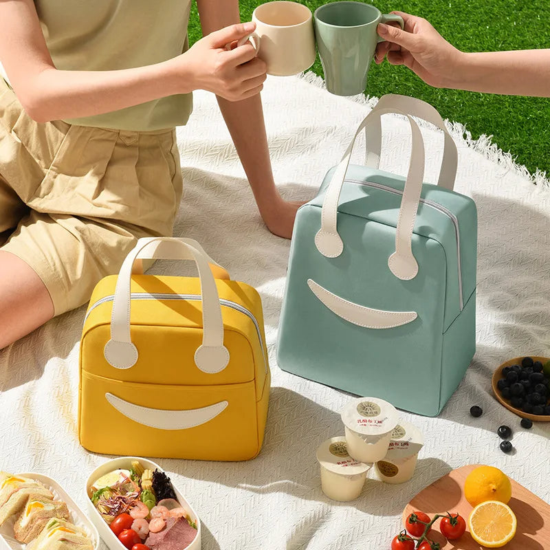 A Portable Cute Smile Lunch Bag Insulated Refrigerated Food Safe Girls Warm Food Picnic Office Student Zip Food Storage Box Qme