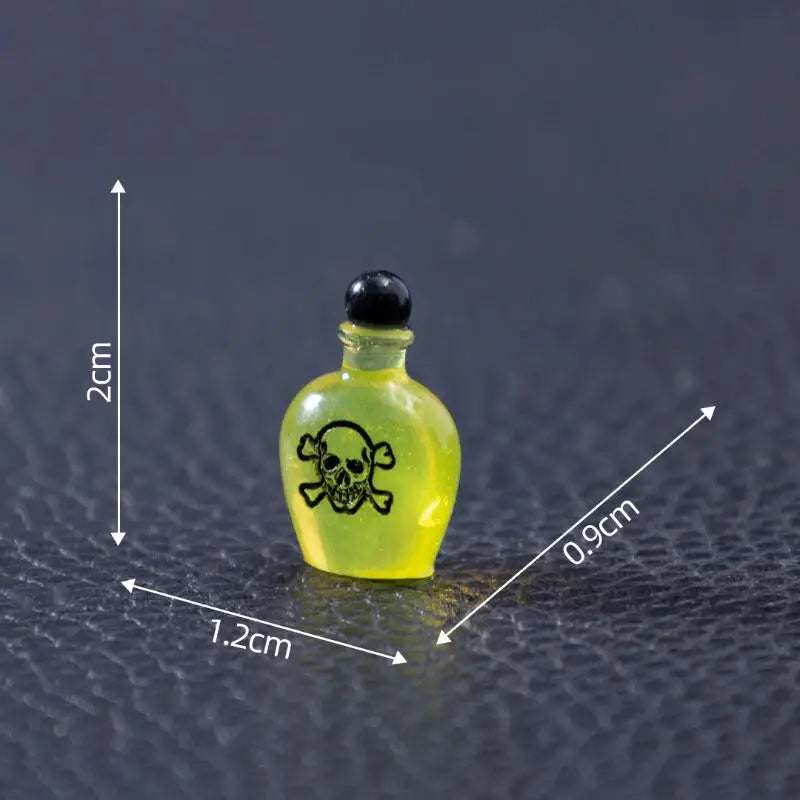Halloween Miniature FigurineHouse Chair Halloween Mini Resin Cartoon Scary Statue Party Ornaments Qme A6
