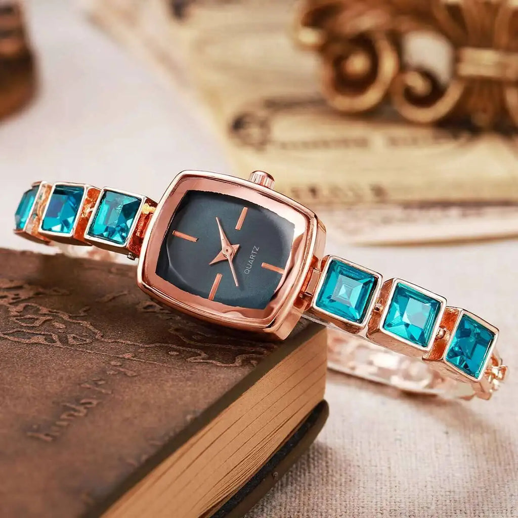 Moda praça feminina relógio de quartzo luxo strass pulseira relógio de pulso para senhoras reloj mujer Qme