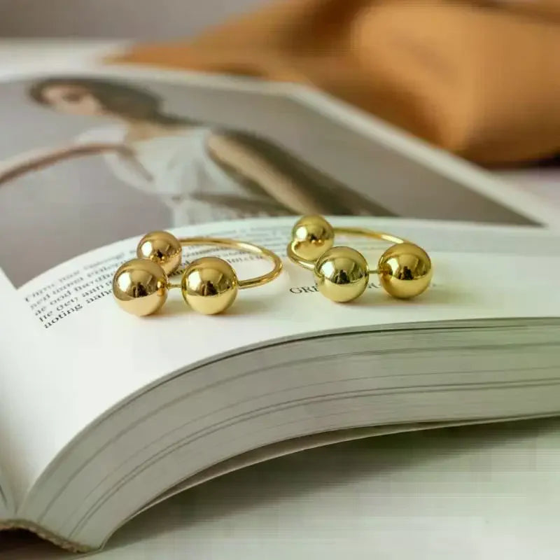Fashion Temperament Charm Metal Hoop Earring Personality Round Bead Ball Dangle Earring For Women Girls Jewelry Gift Qme