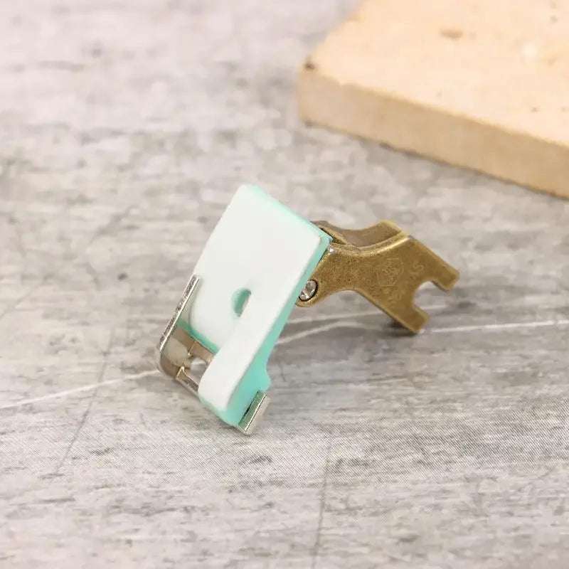 Removable SY-73S Sewing Machine Presser Foot Multi-function Sewing Machine Edge Wrapping Hemming Folding Presser Qme