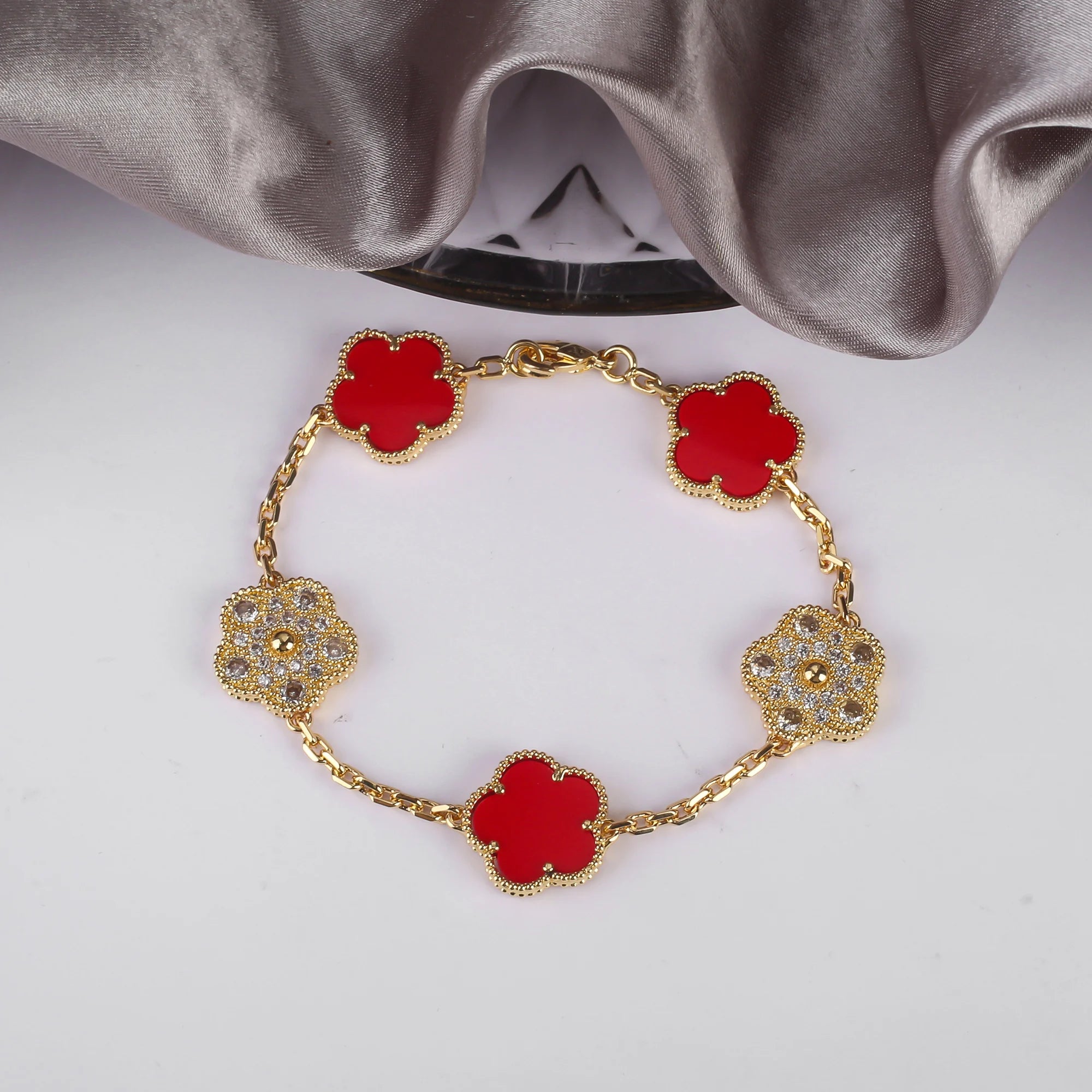 Classic 10 Colors Five-leaf Flower Bracelet Simple Lucky Gold Silver