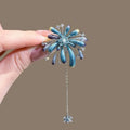 1Pcs Gentle High-end Brooch New Year Red Flower Star Brooch Retro Women Fashion Luxury Clothing Accessories Holiday Gift Qme A2