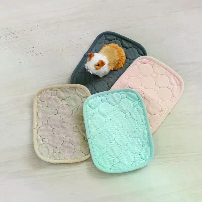 Waterproof Pad Pet Hamster Anti Slip Nest Mat Hamster Hedgehog Totoro Rabbit Bedding Mats Liners Highly Absorbent Pee Pads Qme
