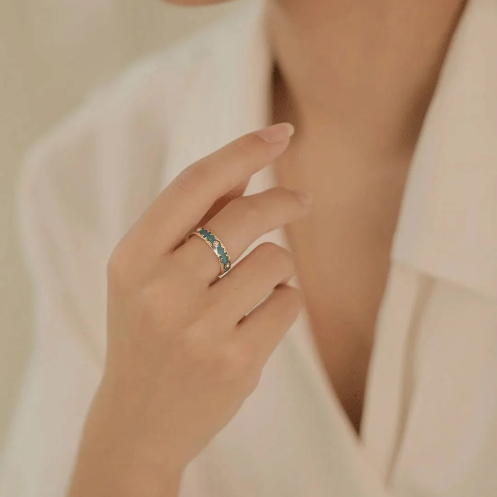 Niche New Fashion Retro Enamel Patterned Open Ring Exquisite Fairy Temperament Jewelry Beautiful Design Couple's Day Trend Gift Qme