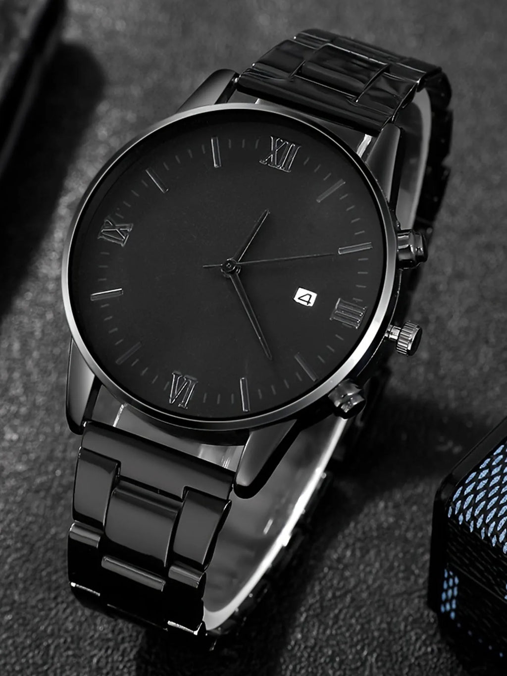 4pcsFashionable men's stainless steel strap Geneva casual business calendar quartz watch ring cross necklace bracelet set Qme