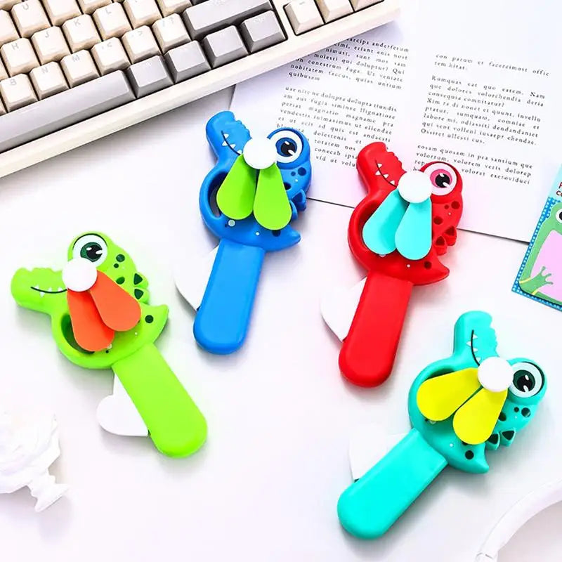 Portable Hand Pressure Fan Toys Kids Adult Birthday Random Mini Qme 1pcs randomly sentJ