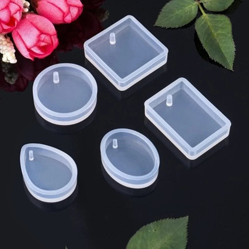 DIY Keychain Pendant Casting Silicone Mould Keyrings Art Crafts Qme