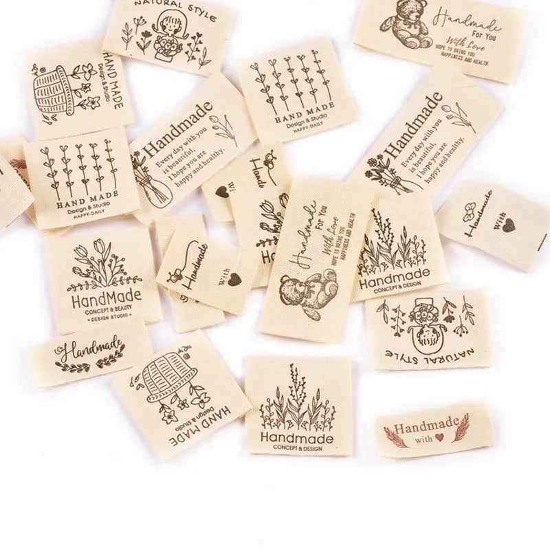 50pcs 28-52mm Mix Beige Rectangle Label For DIY Handmade Clothing Hat Decorative Sewing Accessories Flower Plant Patterns cp3820 Qme 50pcs 28-52mm